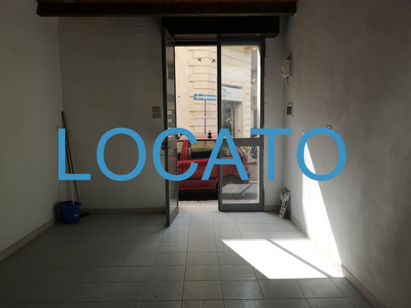 64 via Di Porcigliano, Lecce, ,Commerciale,In Affitto,via Di Porcigliano,1052