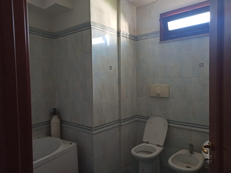 7 via di Pettorano, Lecce, 4 Stanze Stanze,2 BathroomsBathrooms,Uffici,In Affitto,via di Pettorano,1115