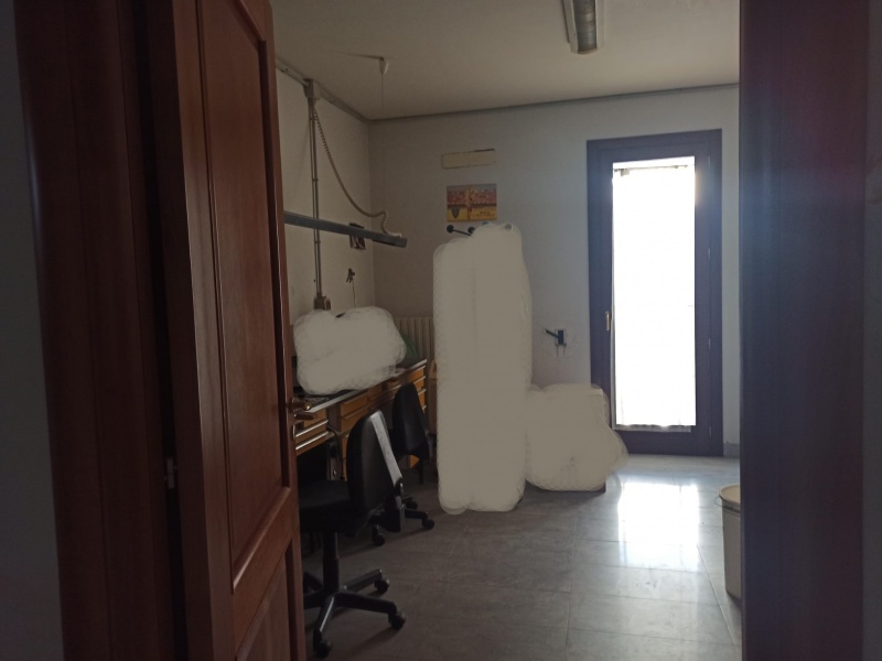 7 via di Pettorano, Lecce, 4 Stanze Stanze,2 BathroomsBathrooms,Uffici,In Affitto,via di Pettorano,1115