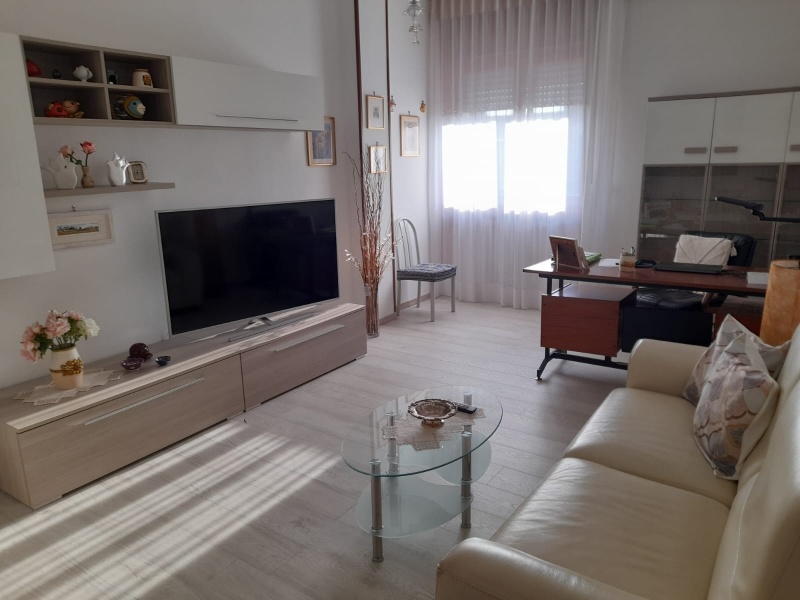 4 via Casetti, Lecce, 73100, 1 Camera da Letto Stanze da Letto, ,1 BagnoBathrooms,Appartamenti,In Affitto,via Casetti ,1,1156